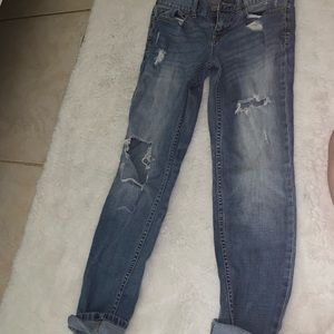 AéRopostale ripped skinny jeans
